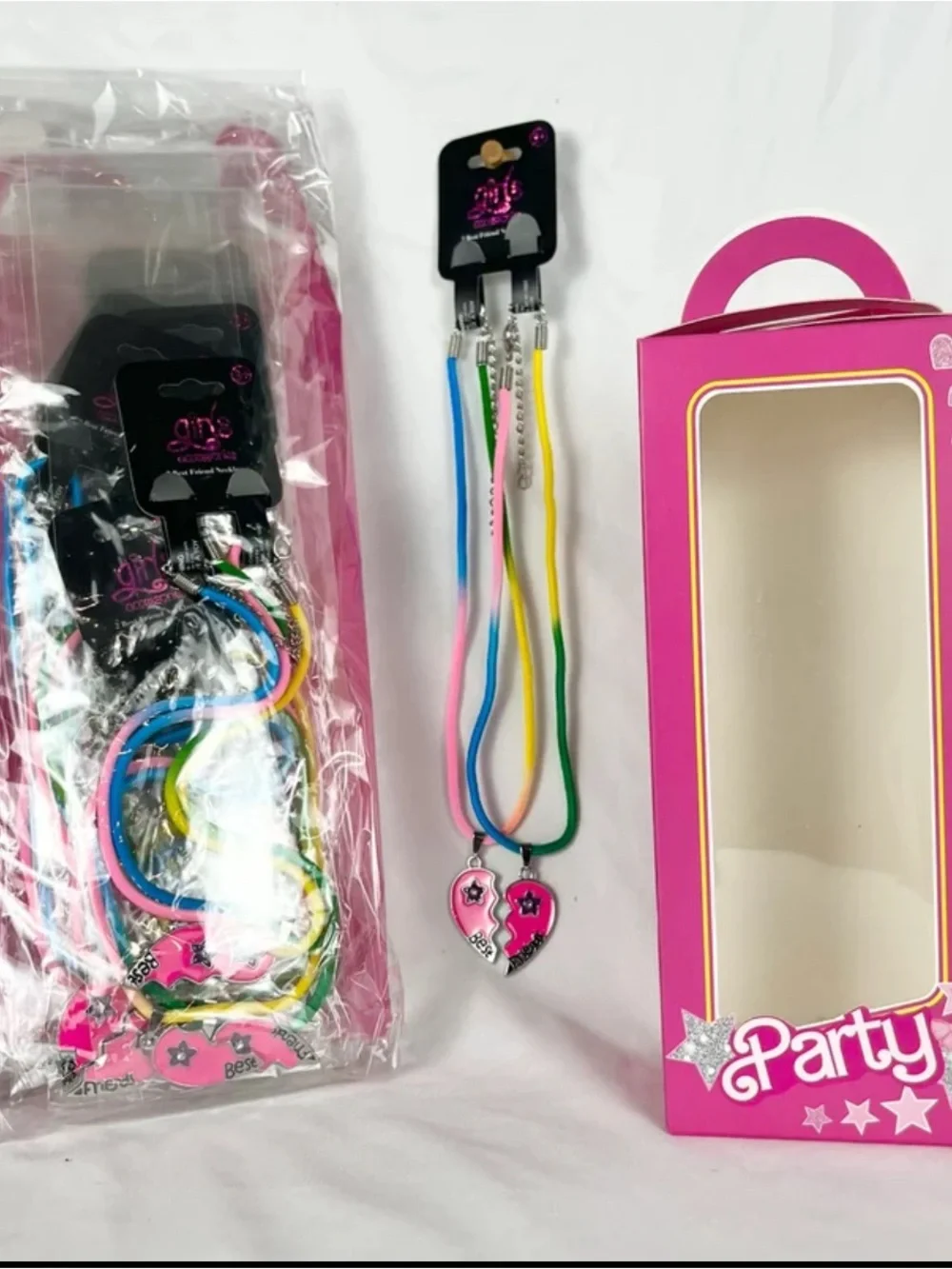 Lot of 5 Kohl's Best Friend Necklaces Pack with Pink Party Favor Boxes
